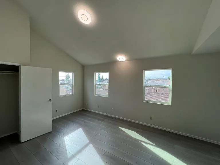 2363 Church St — Photo 13