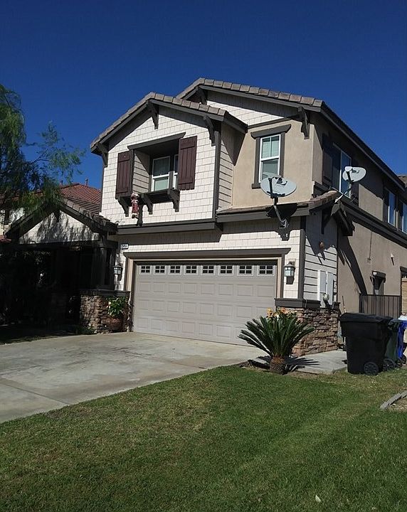 1st image of 15456 Ramona Ave