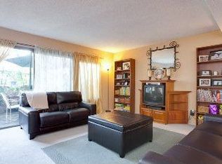 6 Park Crest Ct APT C, Novato, CA