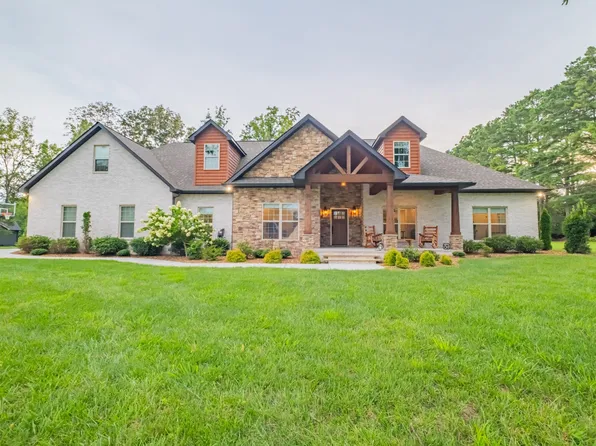 30 Pinehurst Dr, Manchester, TN 37355