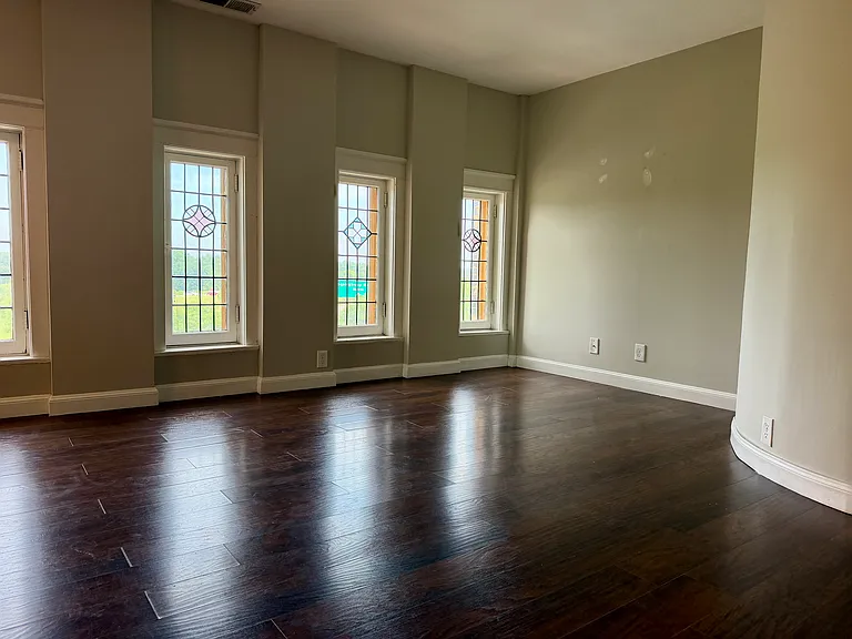 1054 S Kingshighway Blvd #R — Photo 1
