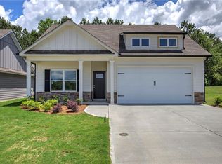 108 Sunflower Cir, Cartersville, GA 30121