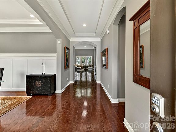 5th image of 8701 Whitehawk Hill Rd