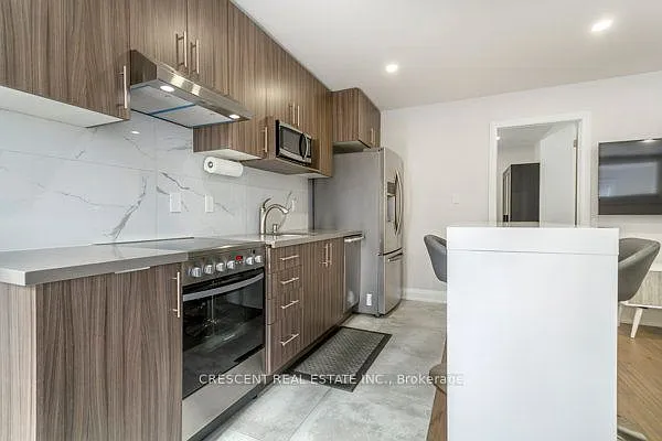 170 Emerson St — Photo 5
