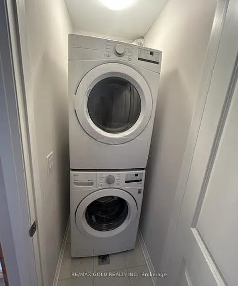 585 Colborne St #1010 — Photo 15