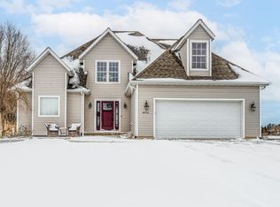 4772 Lauren Ln, Saint Joseph, MI 49085