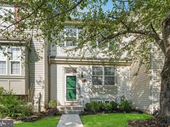 8230 Appalachian Dr, Pasadena, MD 21122