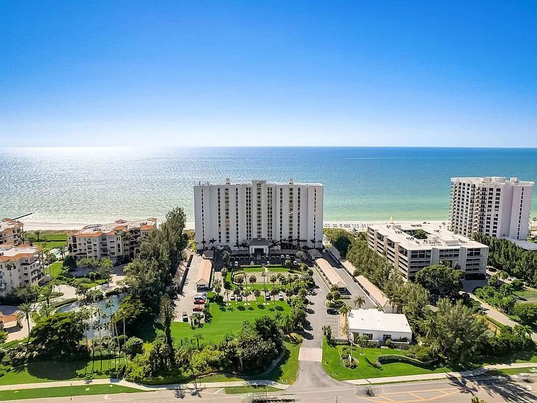 2425 Gulf Of Mexico Dr #14B — Photo 31