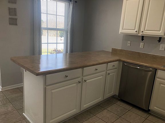 2nd image of 403 Shoally Brook Dr