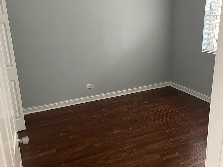 7917 S Phillips Ave #1 — Photo 4