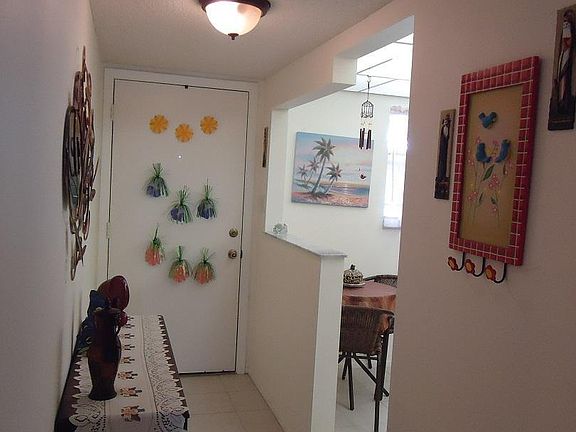 2nd image of 500 Palm Springs Blvd APT 404