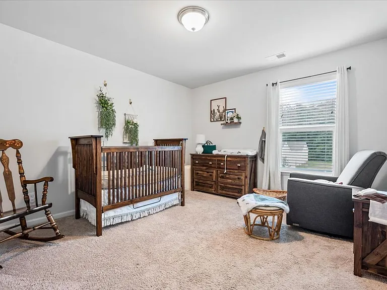 4 Gardenia Dr — Photo 17