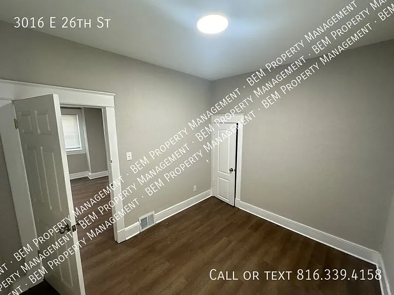3016 E 26th St — Photo 6