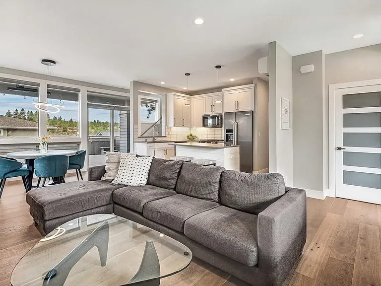 1315 NW Mount Washington Dr — Photo 12