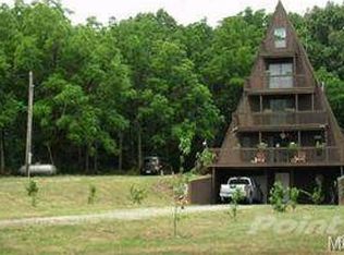 5847 County Road 2300, Pomona, MO 65789