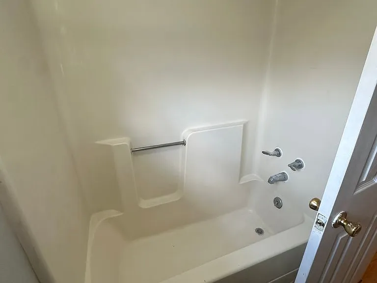 Spacious Apartments in the Heart of the Village — Photo 40