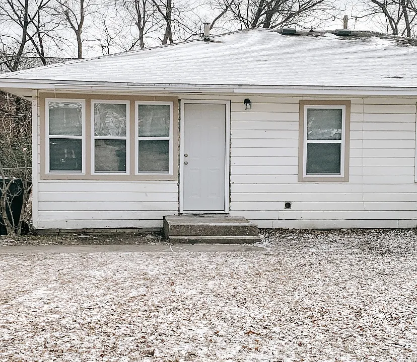 252 N Moore Ave #MAIN