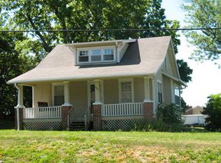 5402 Pickett Rd, Saint Joseph, MO 64503