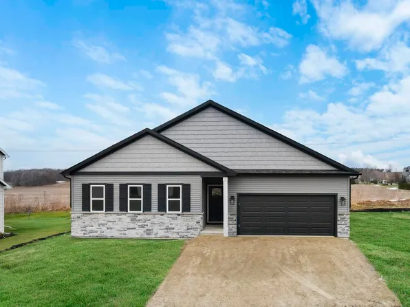 2400 Markens Gate #2, Stoughton, WI 53589
