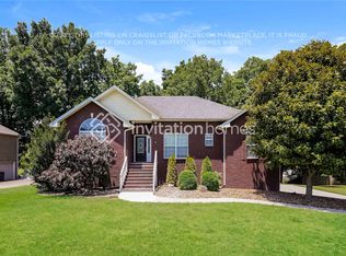 1022 Vista Dr, Greenbrier, TN 37073
