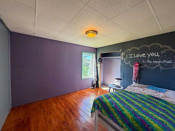 5th image of 126 W 3rd St SE