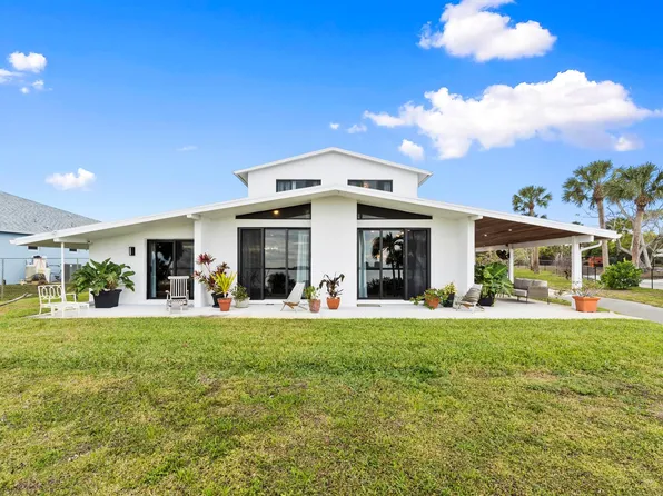 8309 S Indian River Dr, Fort Pierce, FL 34982
