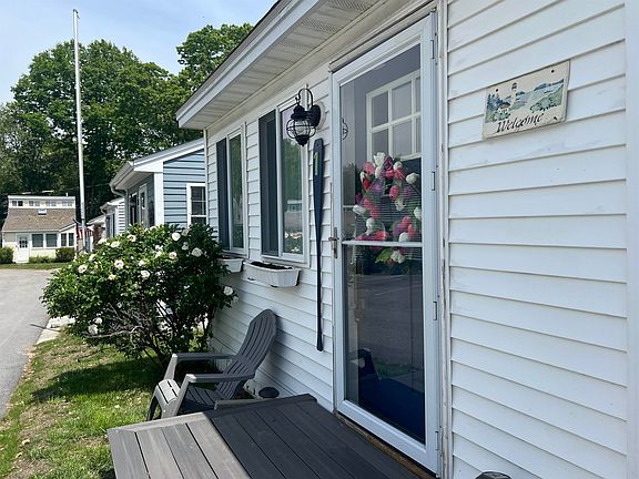 5th image of 470 Winnacunnet Road #1
