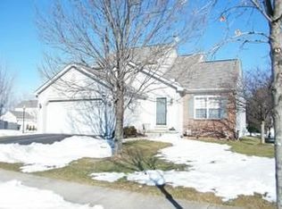 496 River Pebble Dr, Blacklick, OH 43004