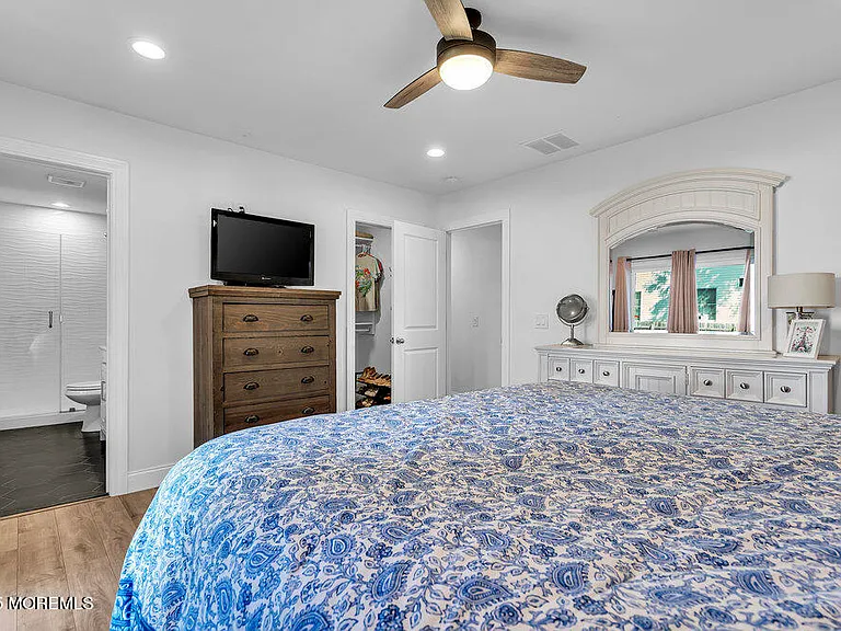 210 Mermaid Dr — Photo 14