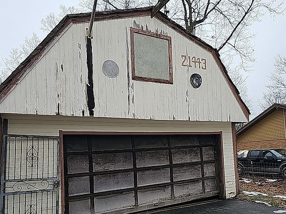 3rd image of 21443 S 80th Ave