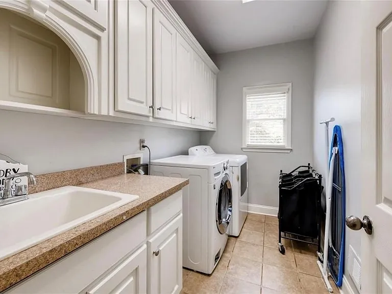2852 Summer Branch Ln — Photo 53