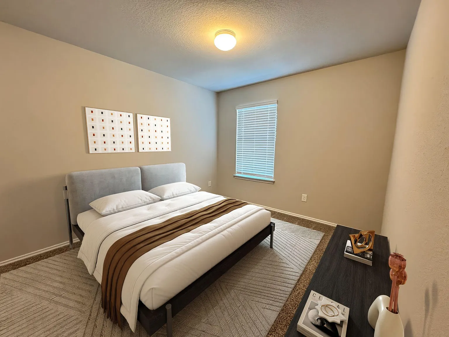 4 bed, 3.0 bath, 2962 sqft, $979 — Photo 1