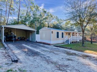 170 E Lura Ln, Florahome, FL 32140