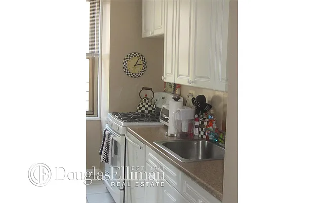 Rented by Douglas Elliman | media 46