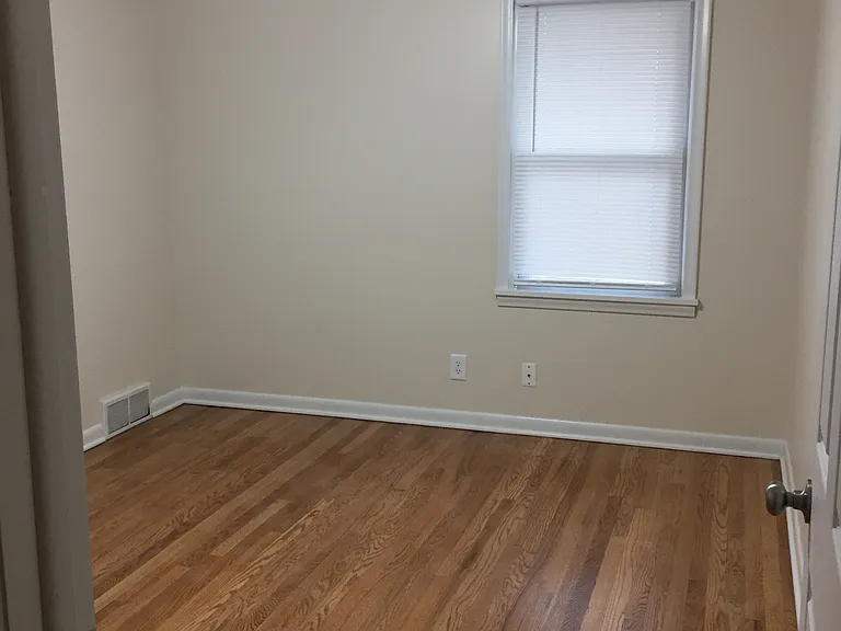 6124 Western Ave — Photo 15