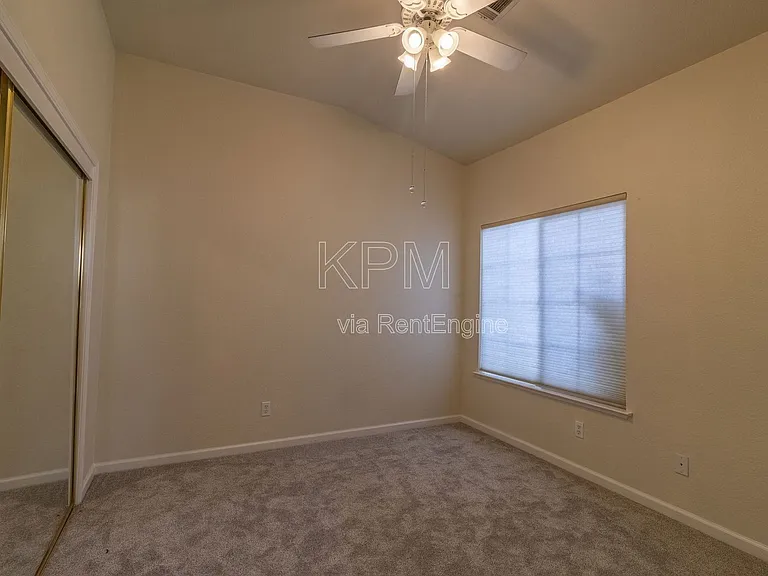 2609 Magnolia Ct — Photo 26