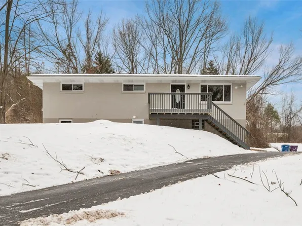 2620 Baum Rd, Pittsburgh, PA 15239