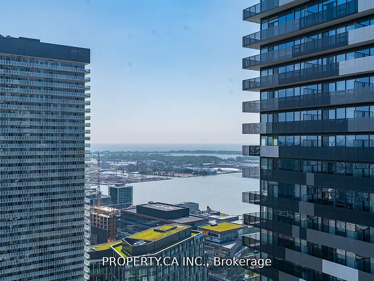 55 Cooper St #4205 — Photo 16