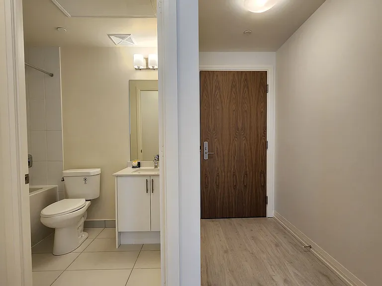 27 Korda Gate #2510 — Photo 14
