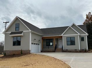 278 Mocks Church Rd, Advance, NC 27006