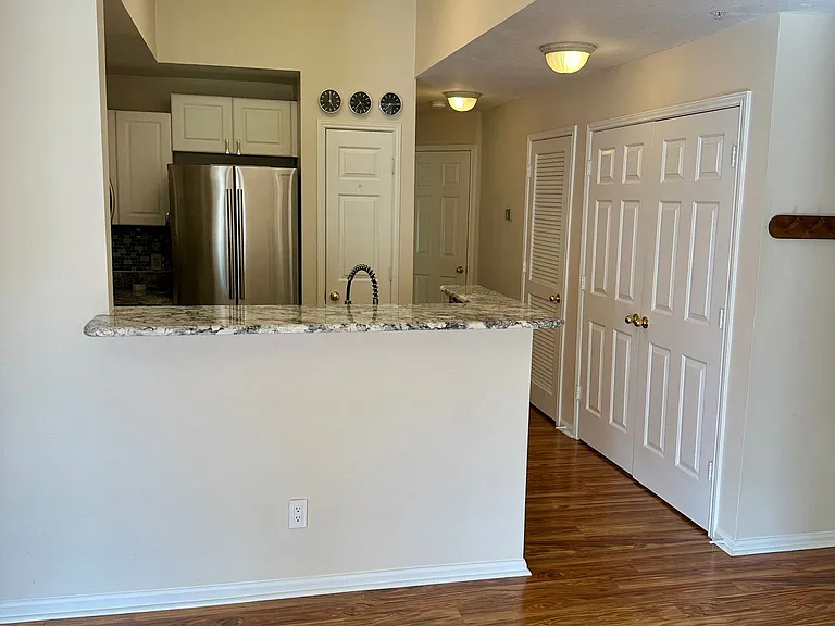 229 Longview Ave #5301 — Photo 10