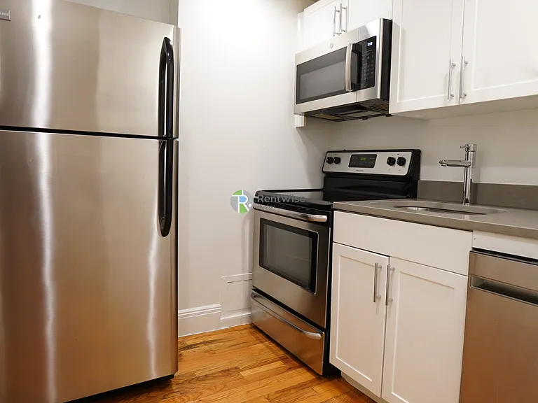 12 Brainerd Rd #15 — Photo 8