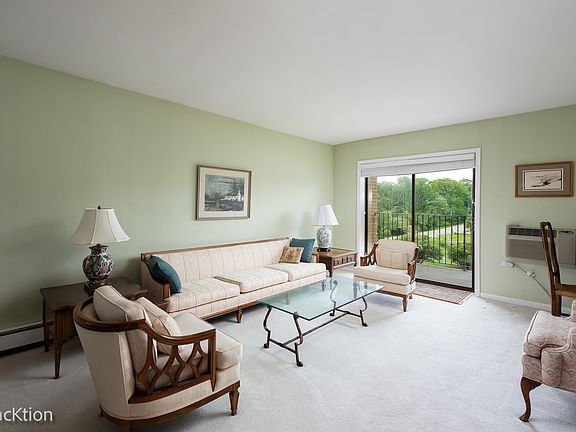 2nd image of 6660 S Brainard Ave APT 201