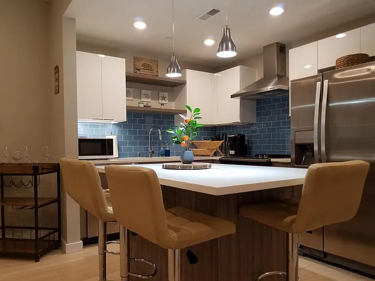 476 Enterprise Blvd — Photo 8
