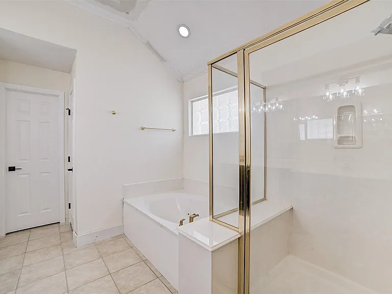 70 Camber Pine Pl — Photo 28