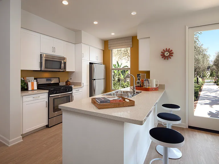 Portola Court Apartment Homes — Photo 9