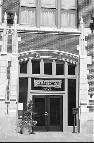 1st image of 1627-1629 Locust St #504