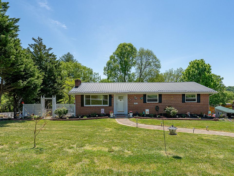 427 Suburbia Dr, Blountville, TN 37617 Zillow