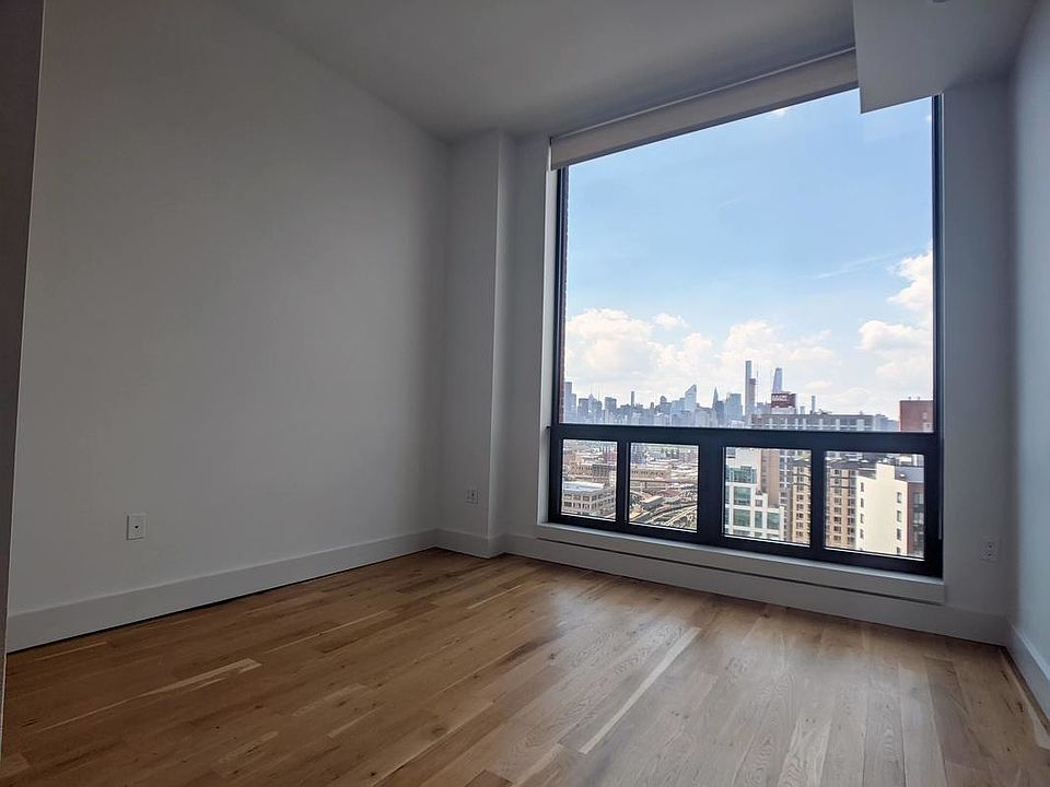 1st image of 41-21 28th St #15F