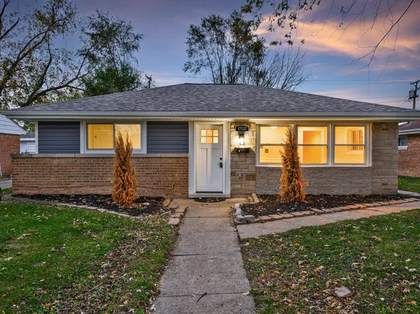 17037 Greenbay Ave, Lansing, IL 60438